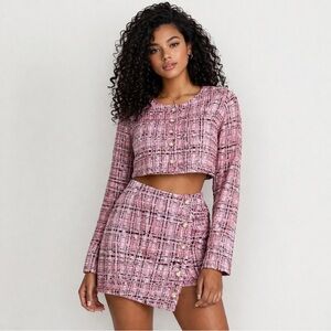 Pink Tweed 2 Piece Set Crop Top & Skirt Gold Buttons Chic Preppy XS Mini Cute